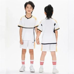 Summer sporty color-blocked suits for boys and girls